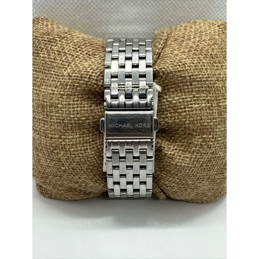 Michael Kors Darci MK3190 Womens Silver Stainless Steel Analog Dial Watch JNA445